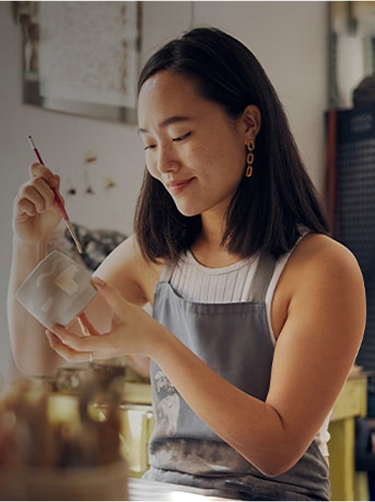 Enjoy up to S$8,600* welcome rewards when you join Citigold.